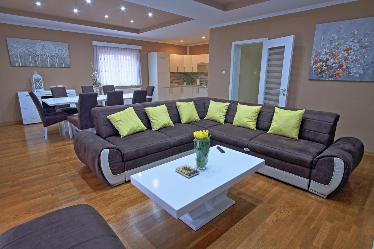 Holiday House Lana Otočac Dış mekan fotoğraf