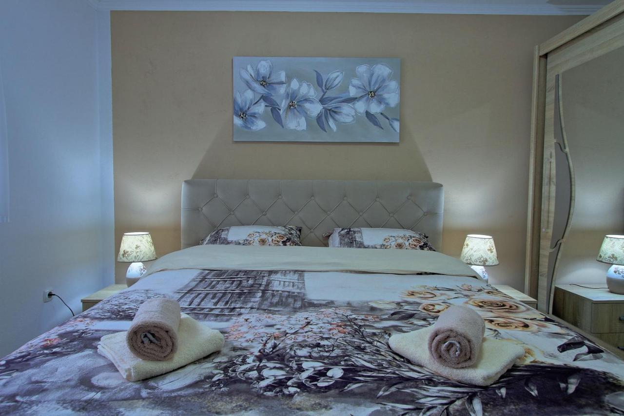 Holiday House Lana Otočac Dış mekan fotoğraf
