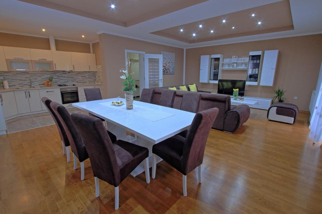 Holiday House Lana Otočac Dış mekan fotoğraf